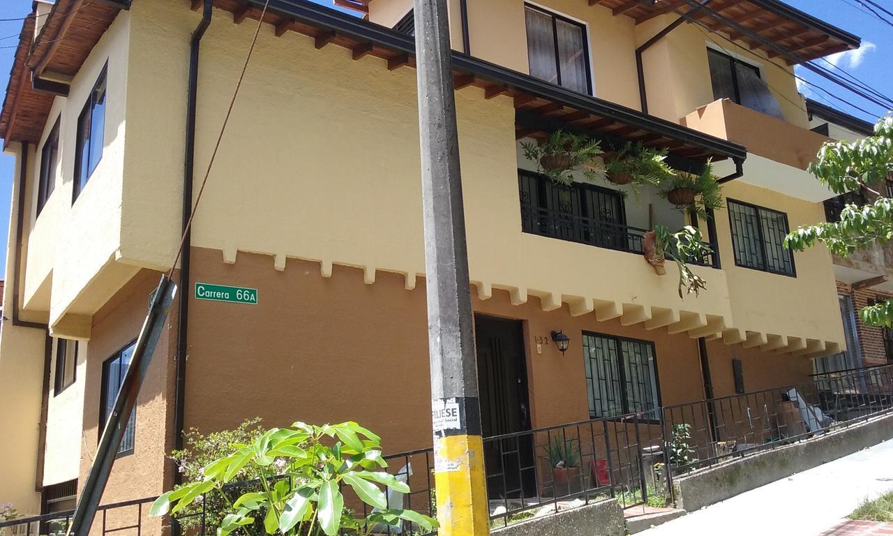 Mayorca Homestay Medellín Exterior foto